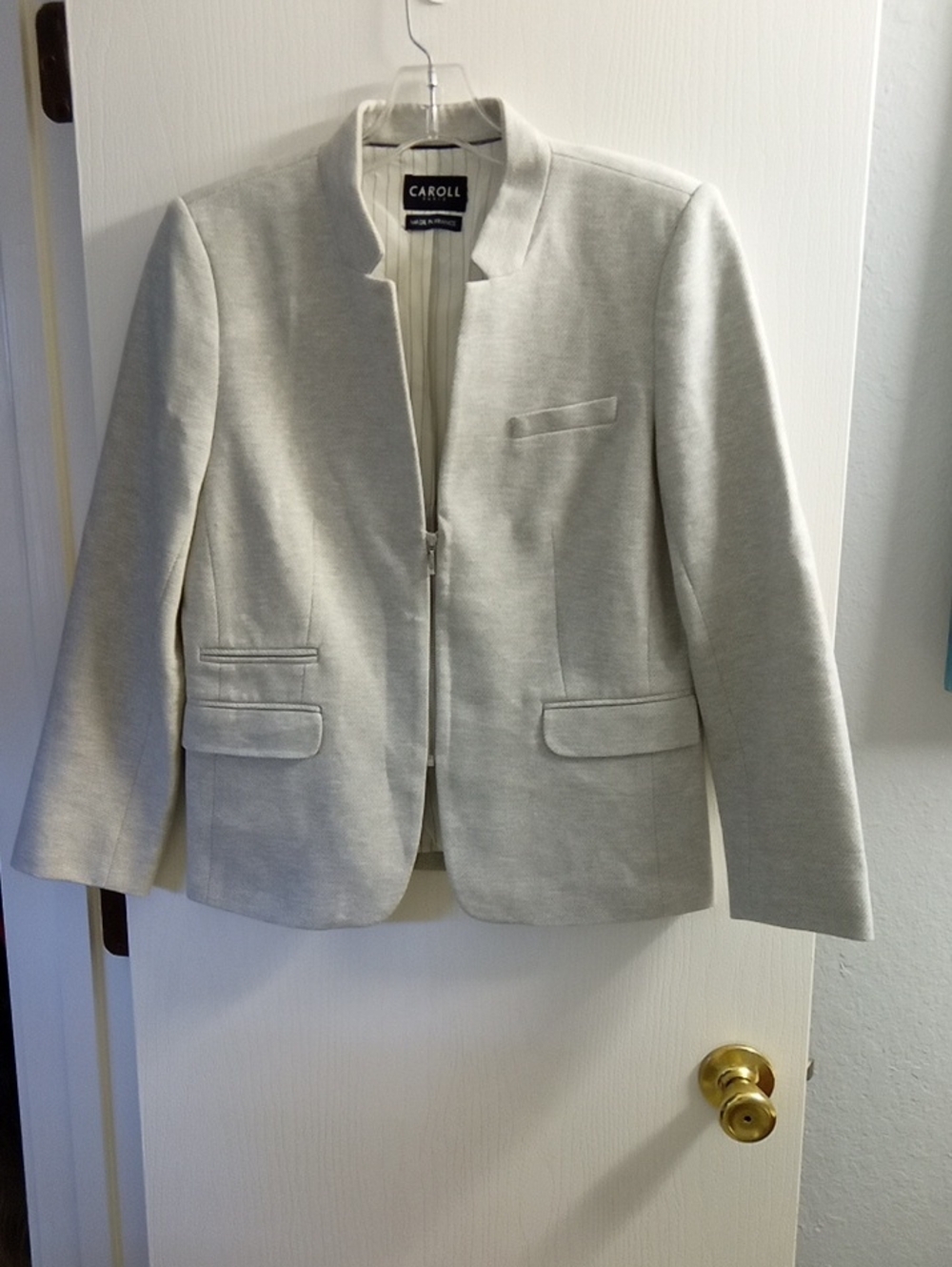 Caroll Light Gray Collarless Zip Blazer